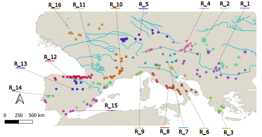 Coexistence of Neanderthals and Homo sapiens in Europe Influenced by Herbivore Abundance